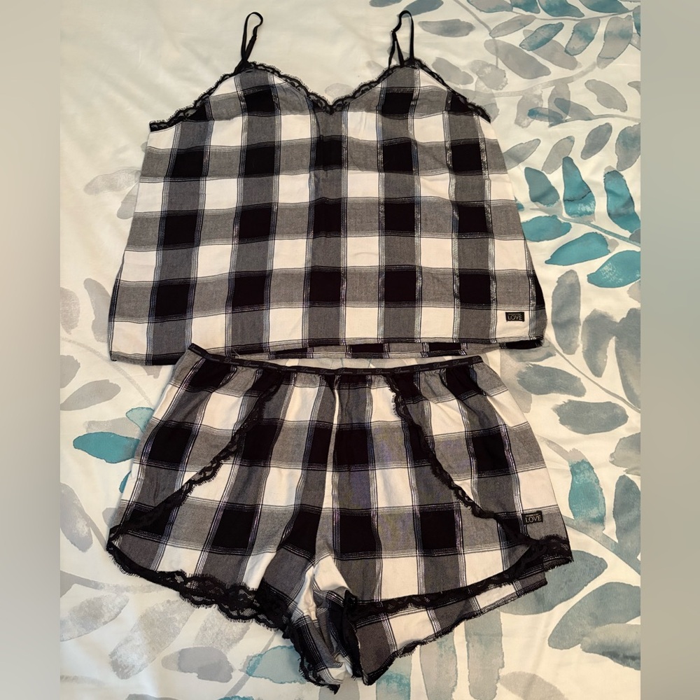 Victoria's Secret Black and White Plaid Pajama Set